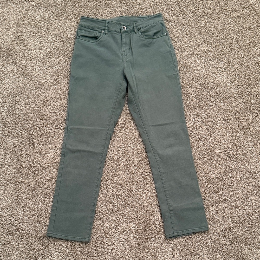 Classic Fit Green Women's Jeans